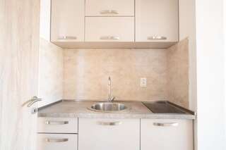 Гостевой дом Apartmani Djuranovic Шушань Трехместный номер-5