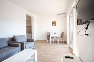 Гостевой дом Apartmani Djuranovic Шушань Трехместный номер-12