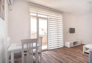 Гостевой дом Apartmani Djuranovic Шушань Трехместный номер-17